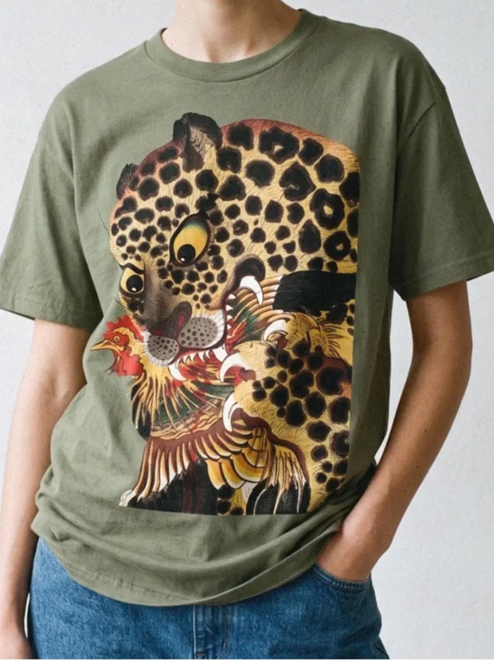 Green Leopard and Rooster Graphic T-Shirt For Unisex